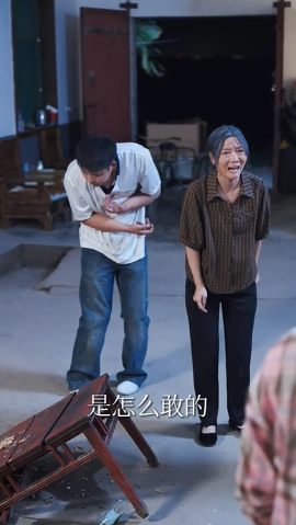 奶奶的廢品車(chē)，載我進(jìn)清華